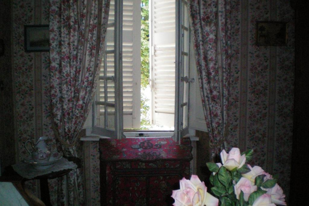 B&B Domaine Le Clos Du Pavillon Бриньоль Номер фото
