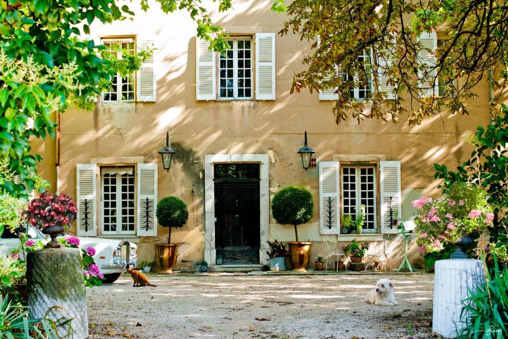 B&B Domaine Le Clos Du Pavillon Бриньоль Экстерьер фото