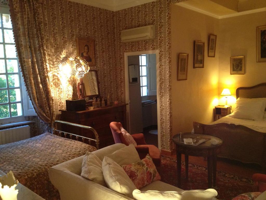 B&B Domaine Le Clos Du Pavillon Бриньоль Номер фото