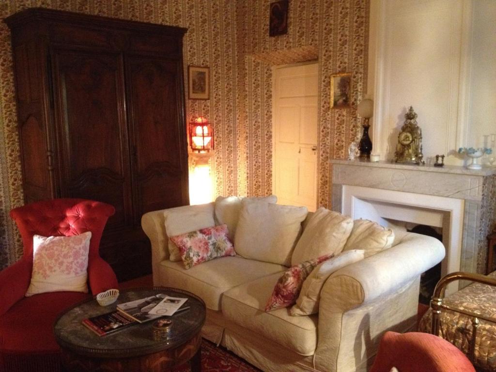 B&B Domaine Le Clos Du Pavillon Бриньоль Номер фото